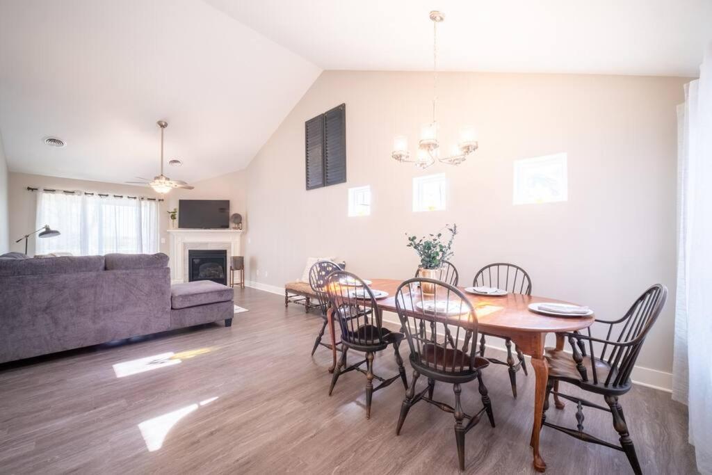 New Beautiful 3 Bedroom Condo In Бетендорф Екстериор снимка